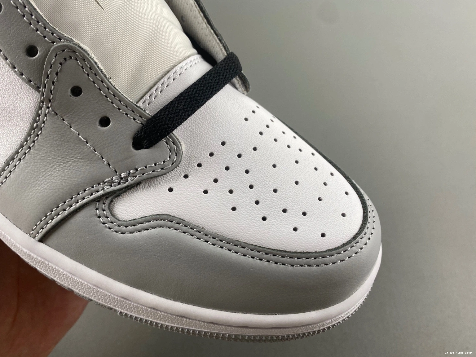 Low Air CZ0790-110 Barons Jordan 1  OG 0503